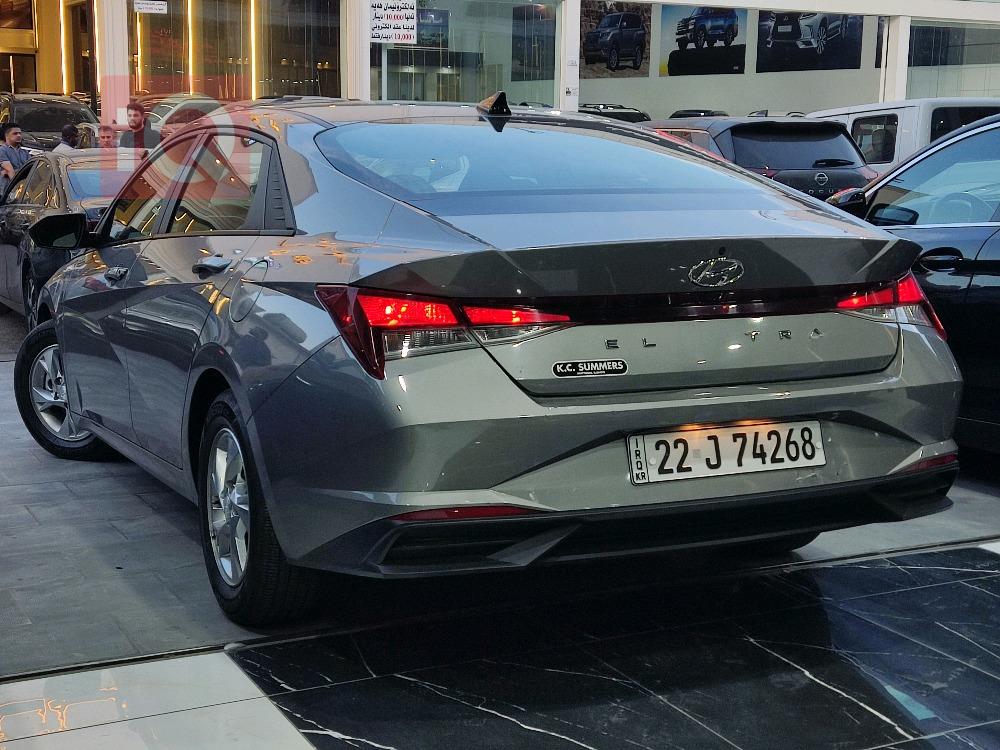 هیوندای ئەلەنترا